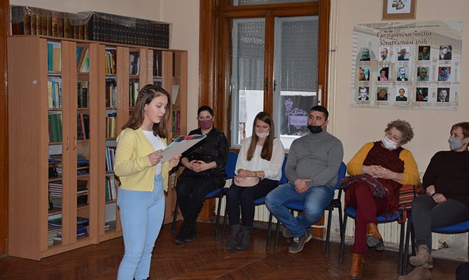 Nagy érdeklődés övezte a szenttamási Népkönyvtár Gion Nándor Képzőművészeti és Irodalmi Pályázatát